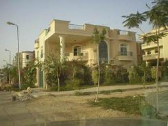 A private pretty villa for sale 5th Setelment New Cairo